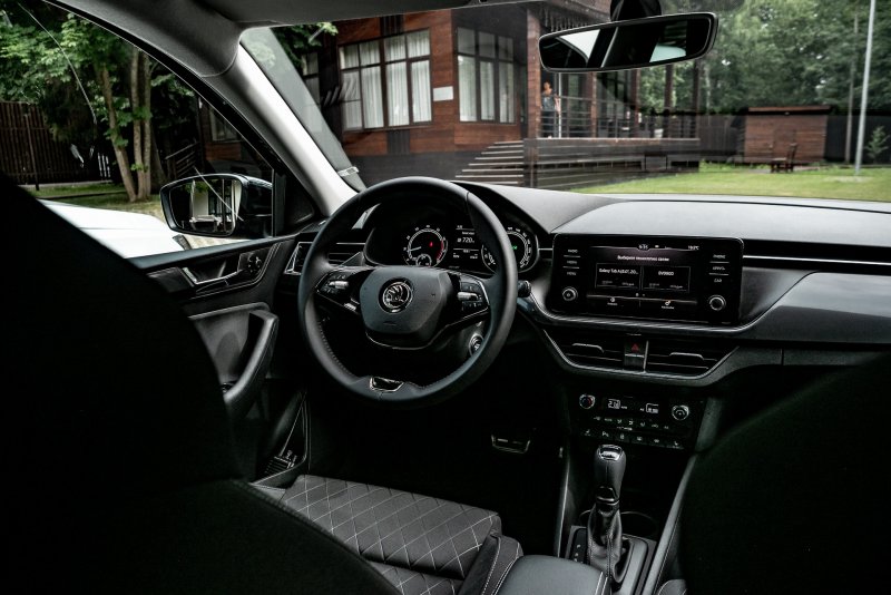 Химчистка салона Skoda Rapid