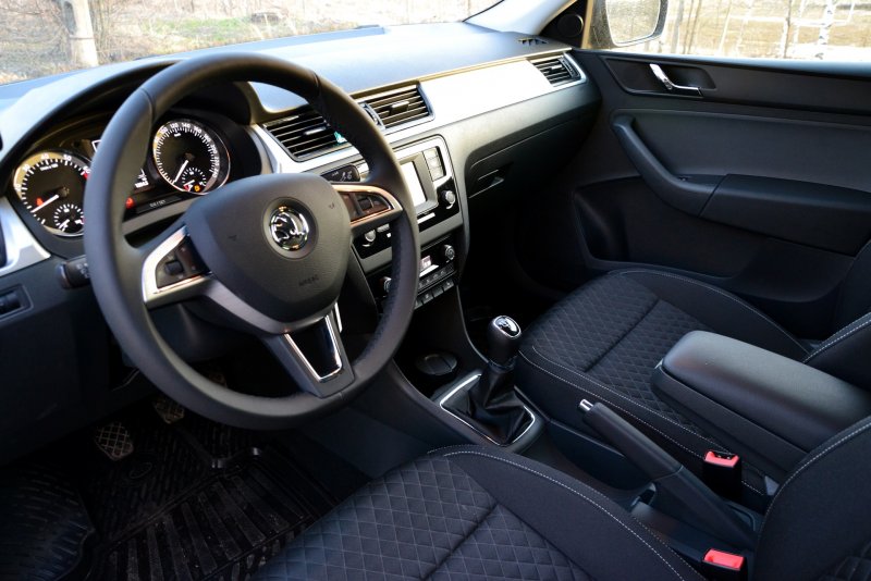 Škoda Rapid Hockey Edition салон