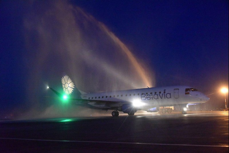 Embraer EMB 175 Jet Белавиа