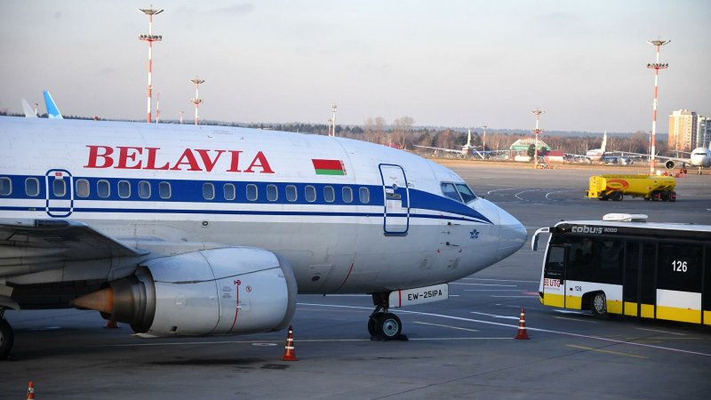 Ту-134 пассажирский самолёт