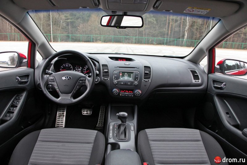 Kia Cerato 2016 Interior