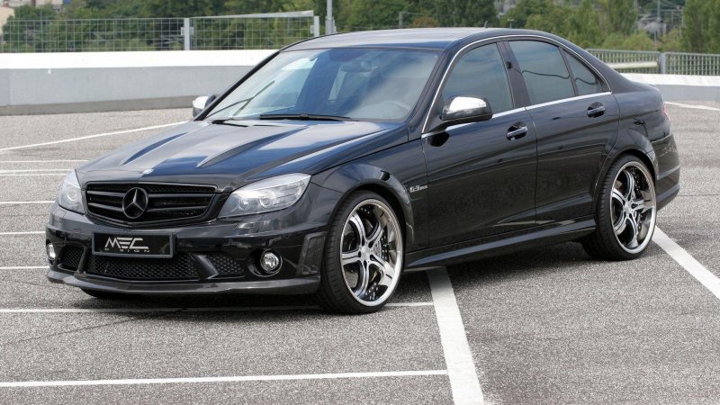 Mercedes Benz w204 черный
