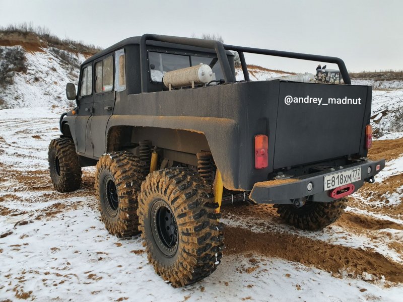 УАЗ Хантер 6×6