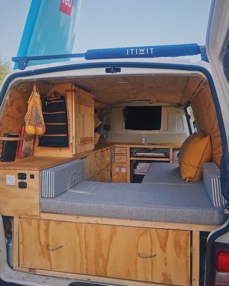 Автодом из транспортера т5