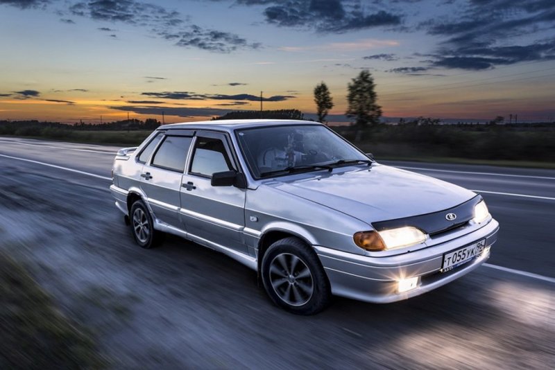 Lada (ВАЗ) 2115