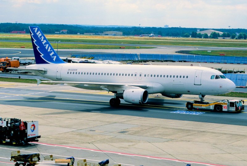 А 320 Ek-32009