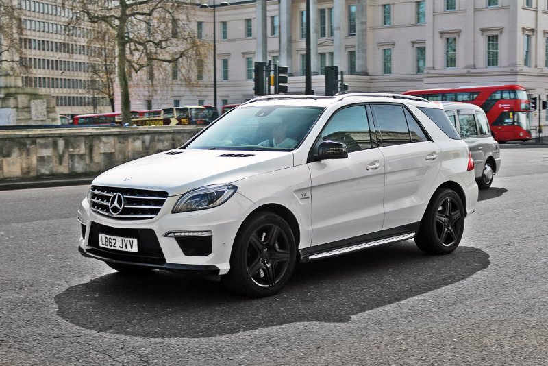 Мерседес ml 166