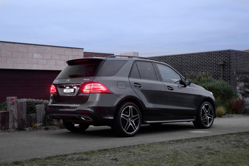 Mercedes-Benz ml 63 AMG