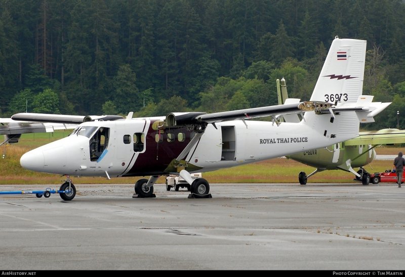 Самолет Viking DHC-6 Twin Otter.