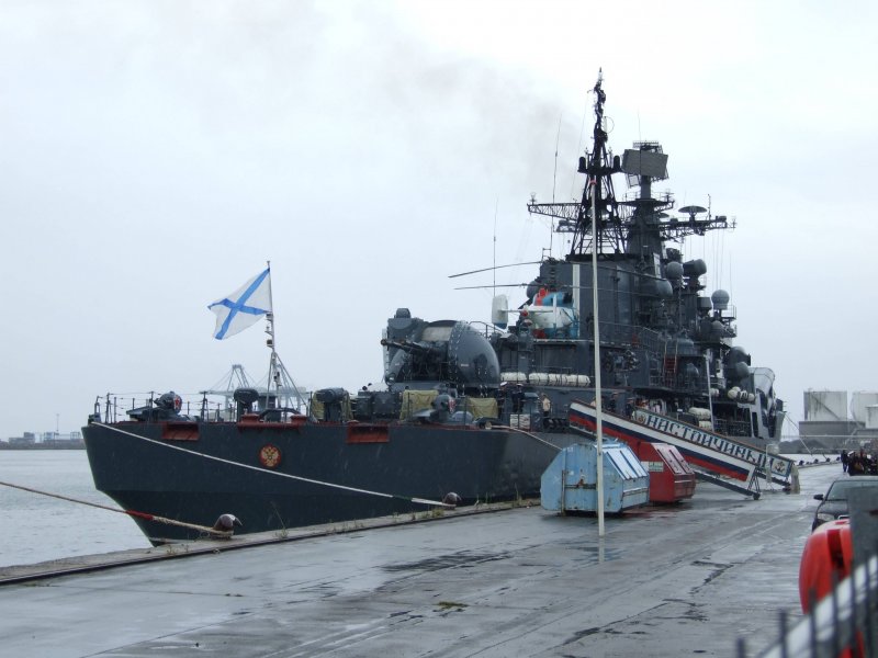 Флагман Балтийского флота эскадренный миноносец настойчивый