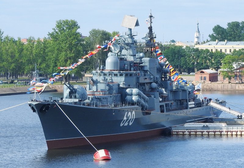 Эсминец Сарыч 956