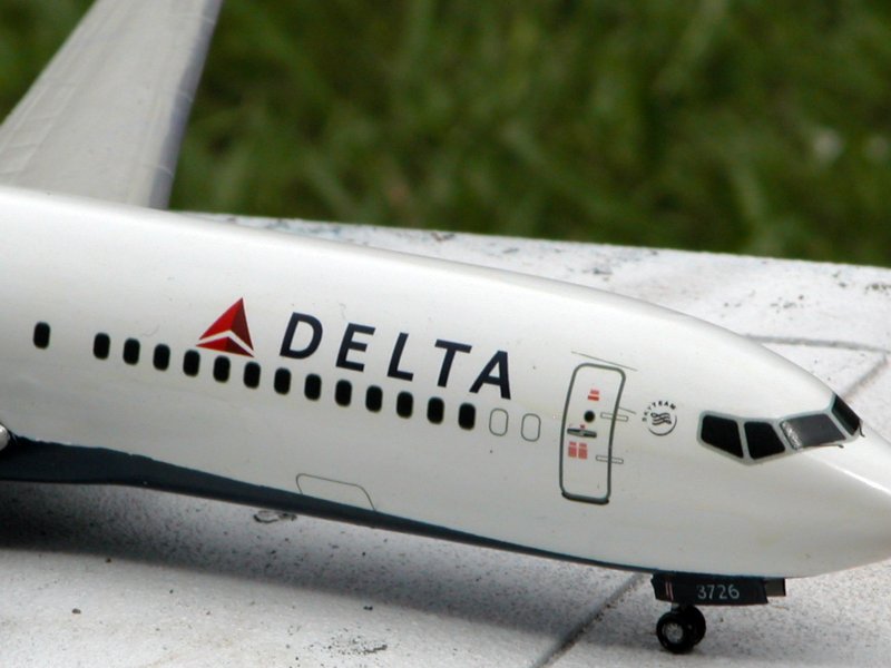 Боинг 737 Ревелл Delta