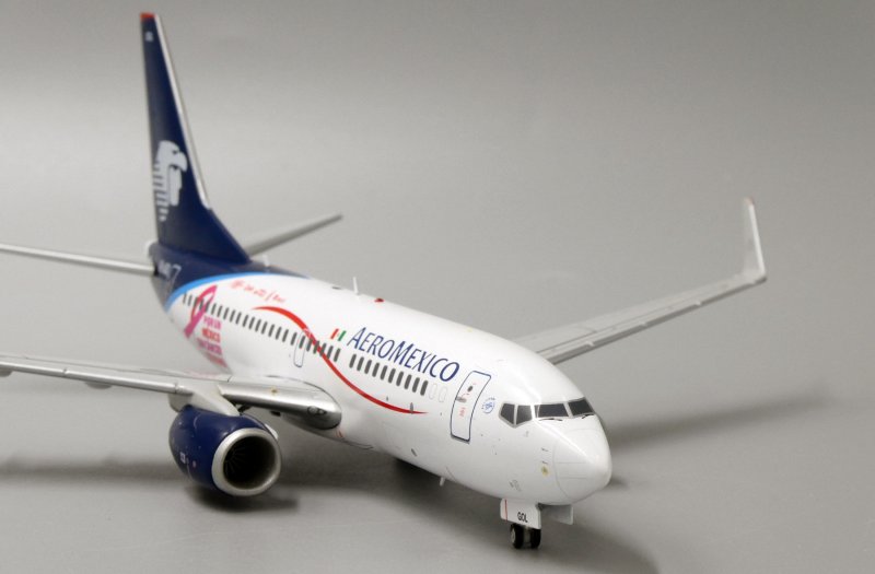 Боинг 737-700