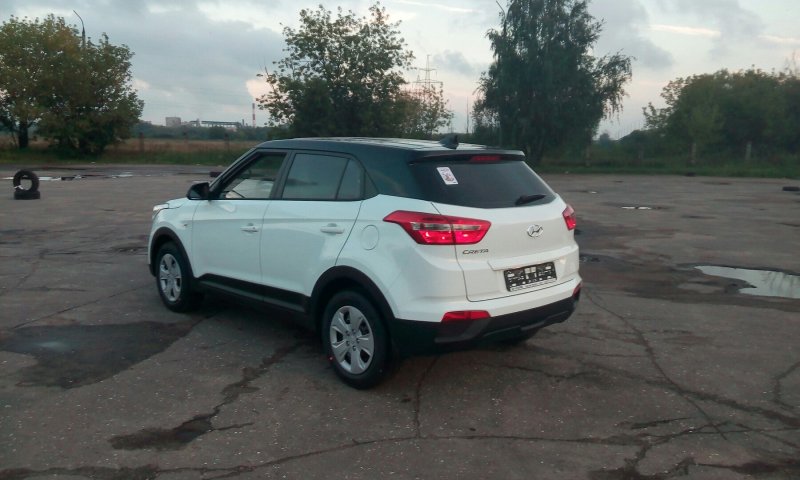 Hyundai Creta с черной крышей