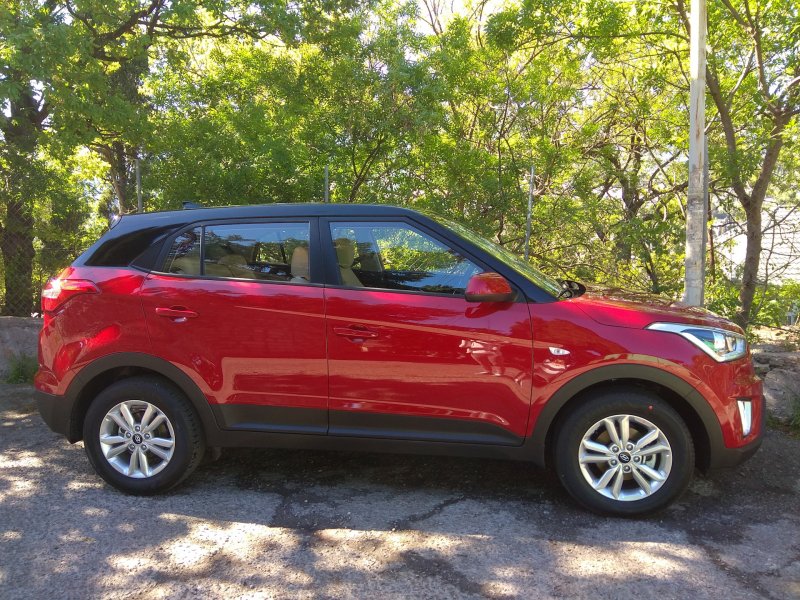 Hyundai Creta с черной крышей