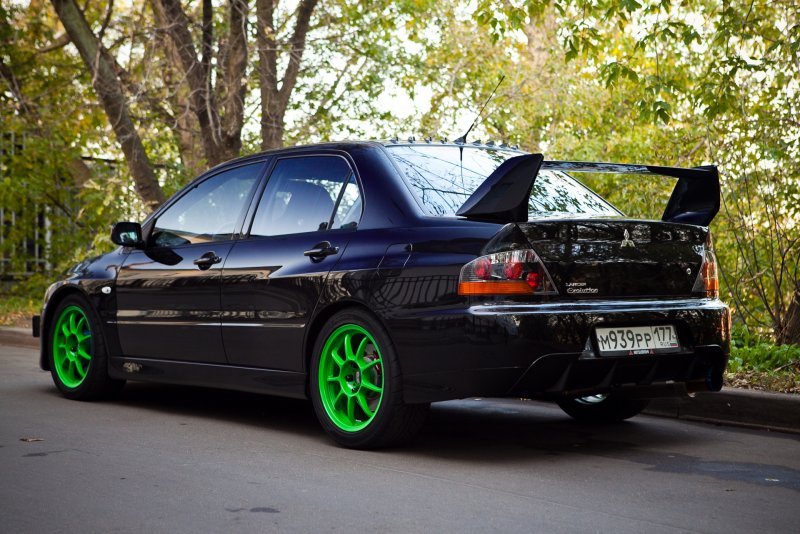 Mitsubishi Evolution 9 черный