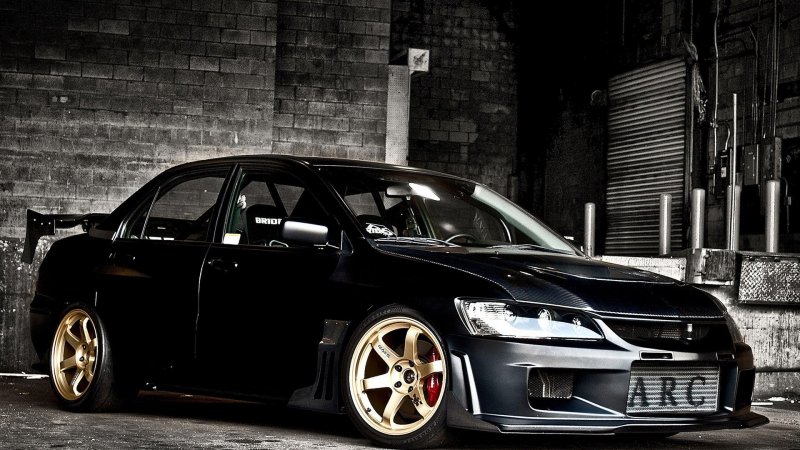 Mitsubishi EVO 9 красный