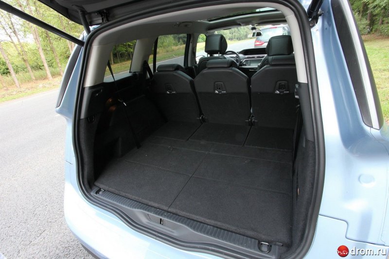 Ford c-Max салон багажник