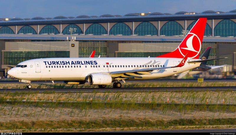 Boeing 737-8f2
