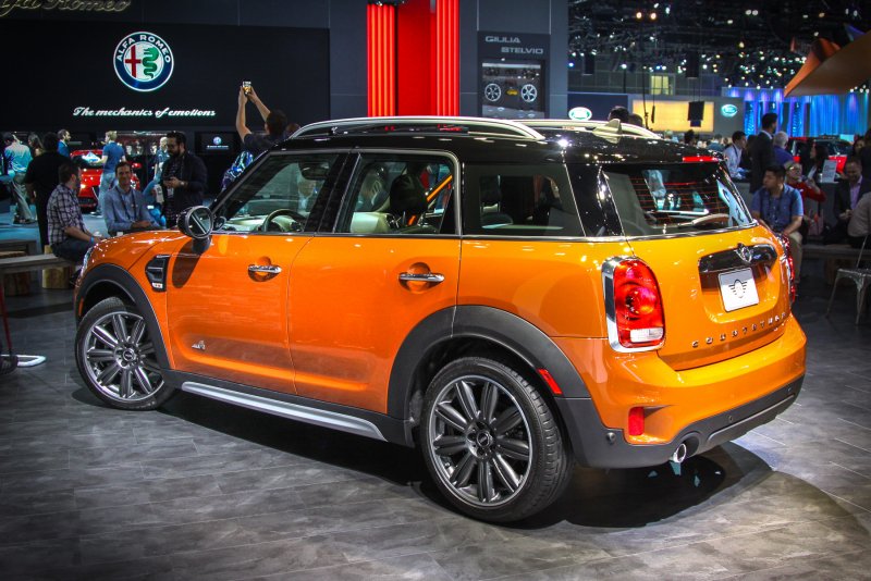 Кроссовер Mini Countryman