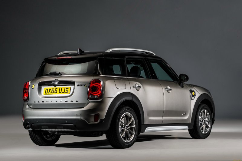 Кроссовер Mini Countryman