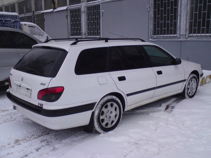 Peugeot 406 зеленый
