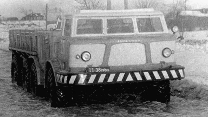 ЗИЛ-135 бортовой
