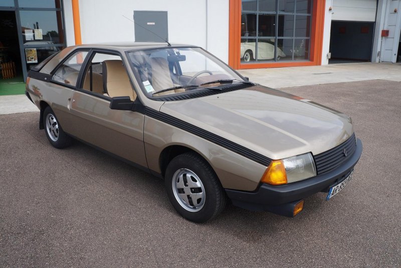 Renault Fuego, 1981