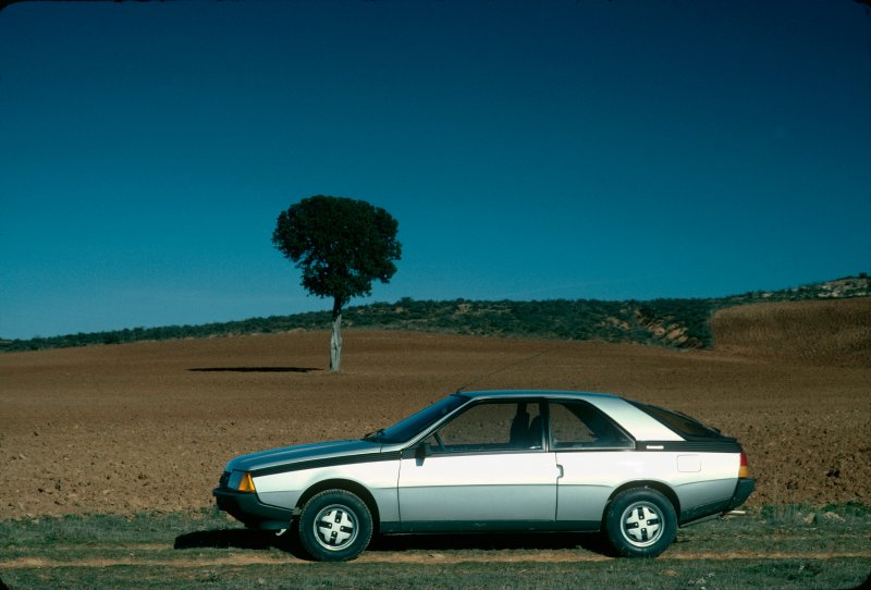 Renault Fuego 1980-1985