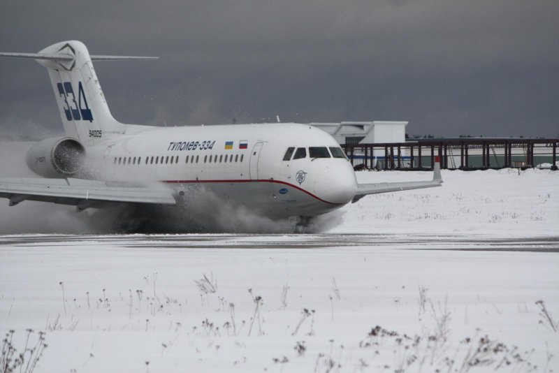 Туполев ту-334 салон