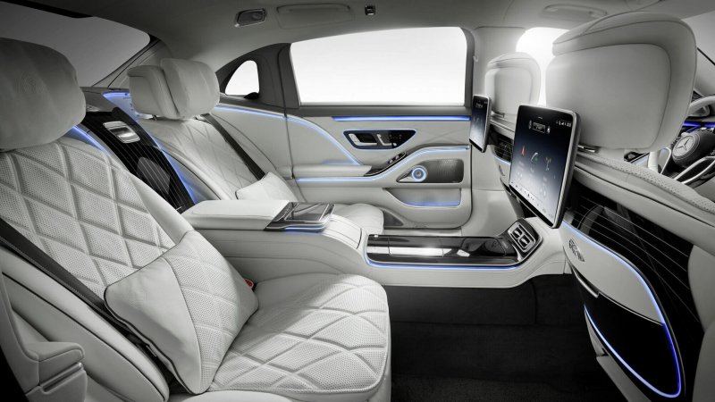 Mercedes Maybach 2021