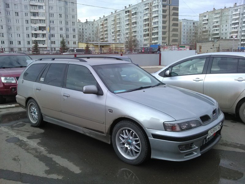 Ниссан вагон 1999