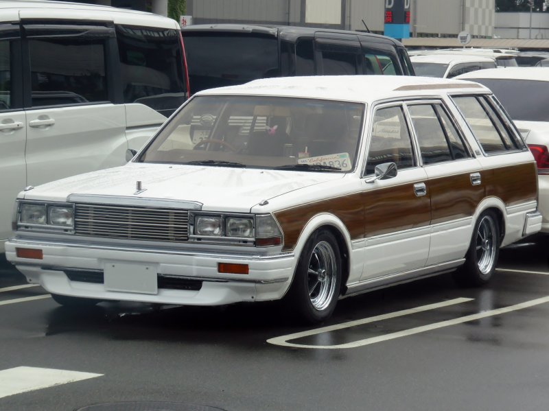 Nissan Cedric y30 вагон