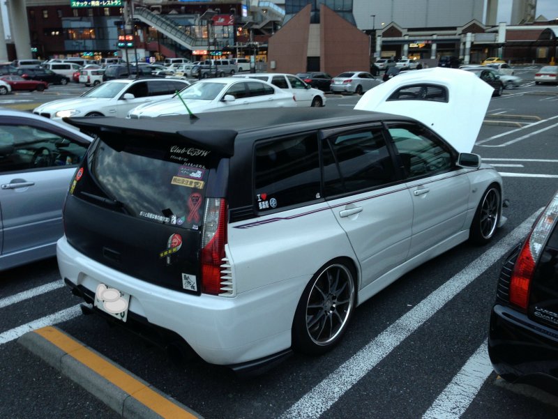 Lancer Cedia Wagon Tuning