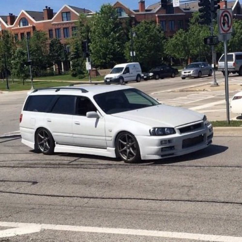 Nissan Stagea r34 gt-r