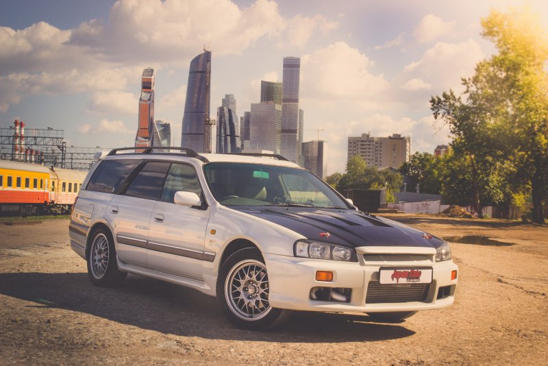 Nissan Stagea Skyline