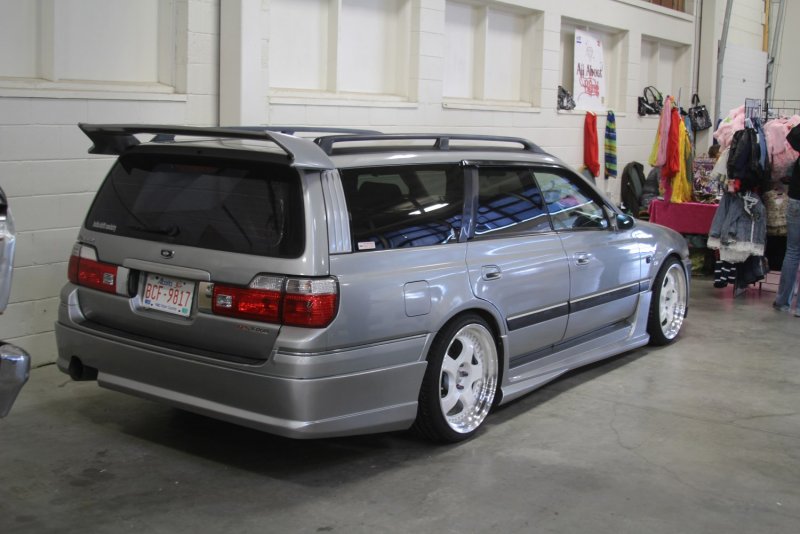 Nissan Skyline 34 универсал