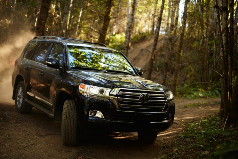 Toyota Land Cruiser 200 2016