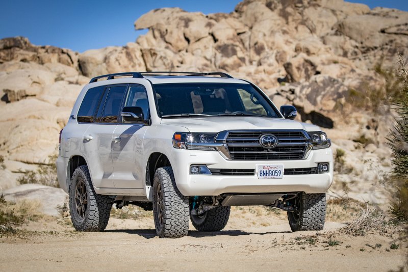 Тойота Land Cruiser 200