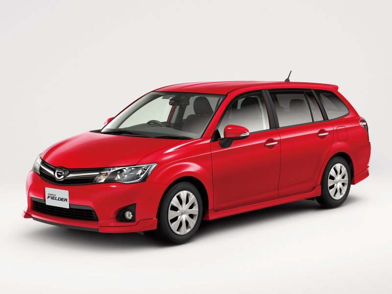 Toyota Corolla Fielder 2012