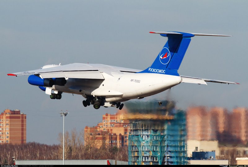 Голая в ил-76