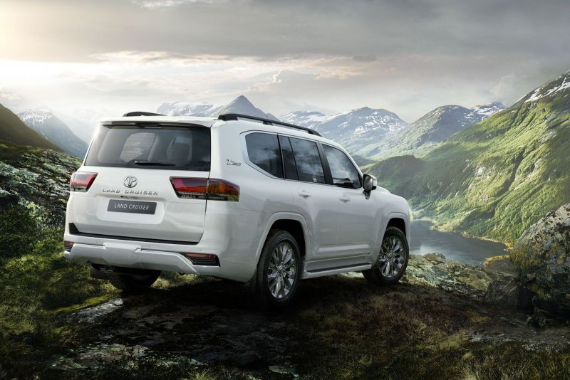 Toyota Land Cruiser Prado 300