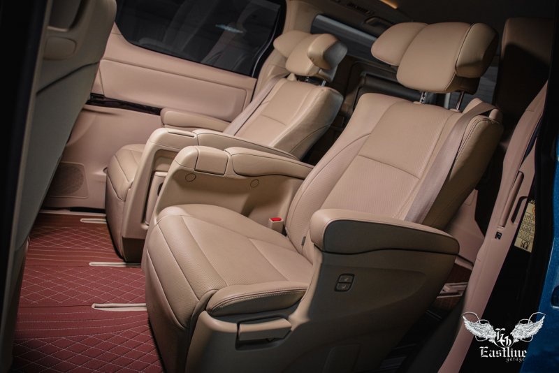 Toyota Alphard 2018 салон