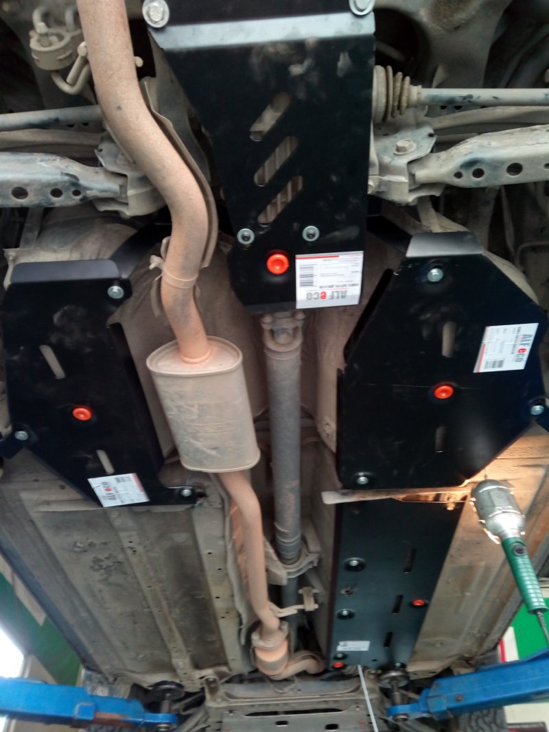 Nissan Qashqai j10 днище