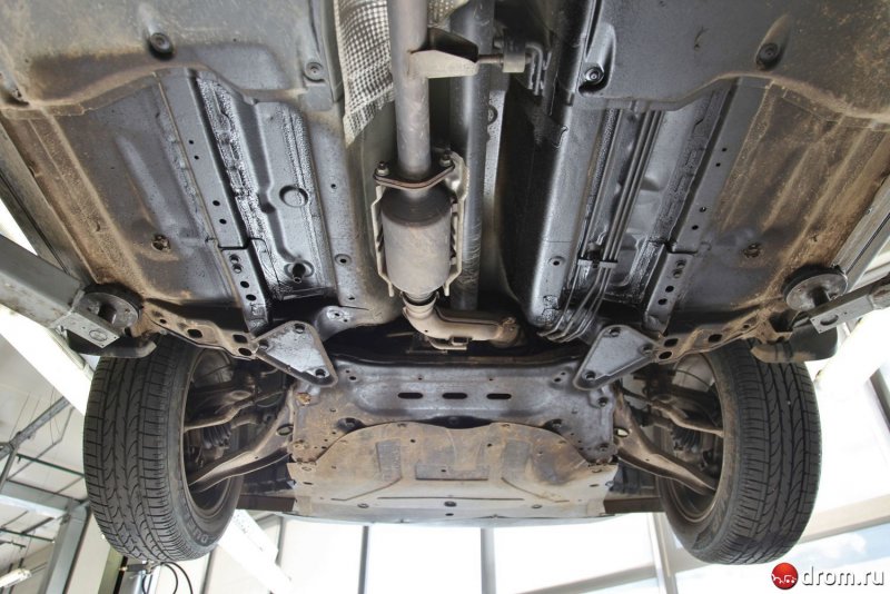 Nissan Qashqai j10 днище