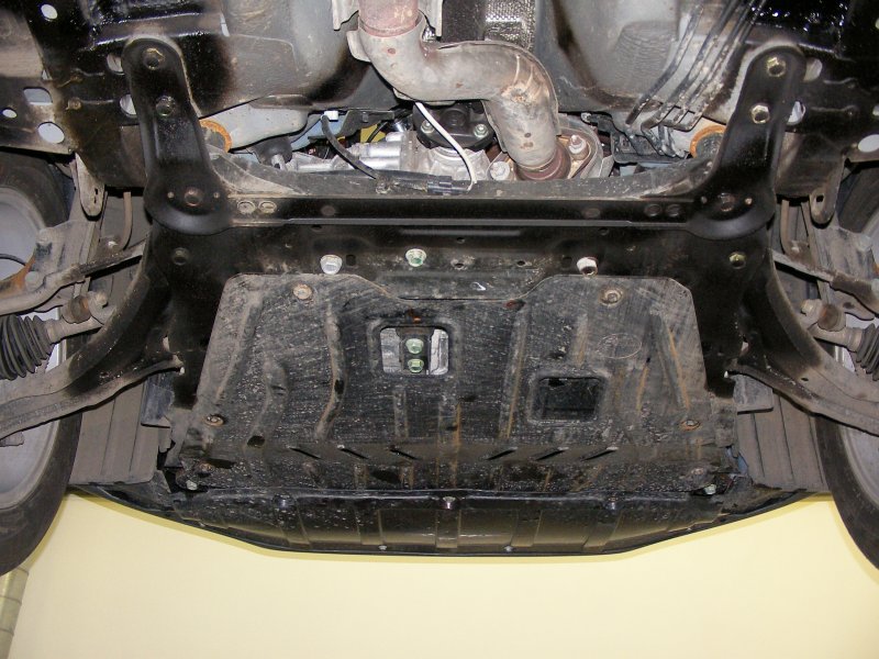 Nissan Qashqai j10 снизу