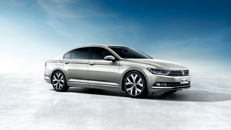 VW Golf 8