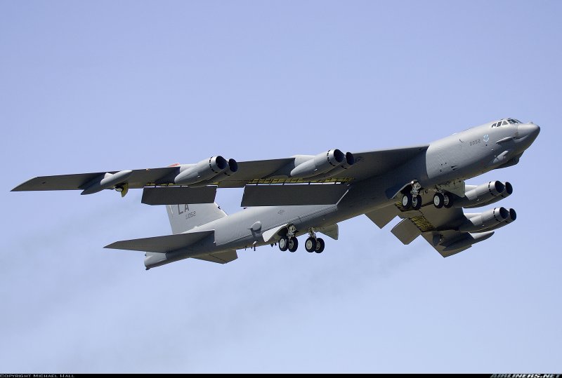 Боинг b-52 Стратофортресс