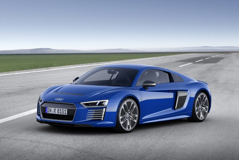 Audi r8 e-tron 2019