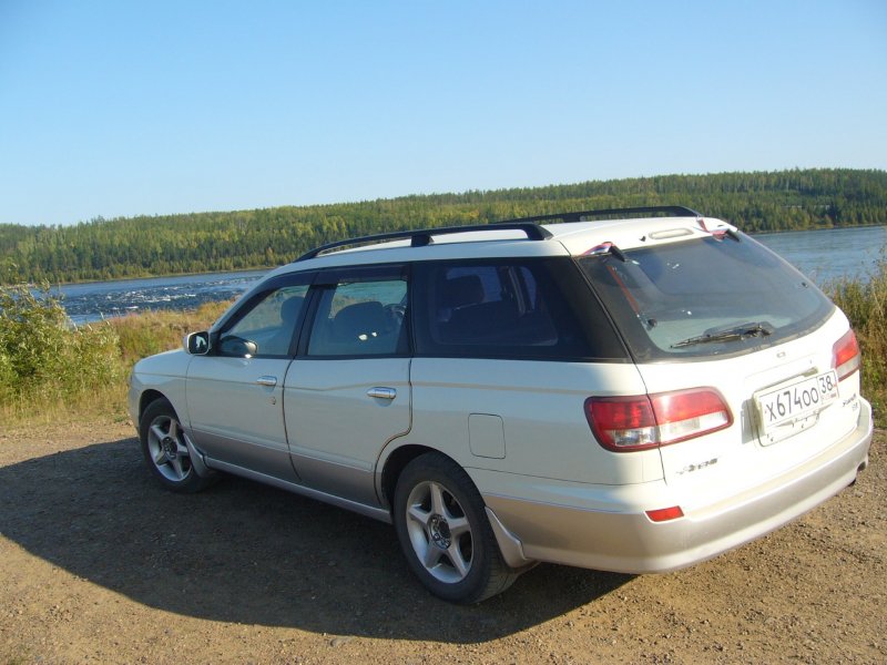 Ниссан Авенир 2.8